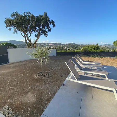 De La Nartelle Maison Vue 圣马克西姆