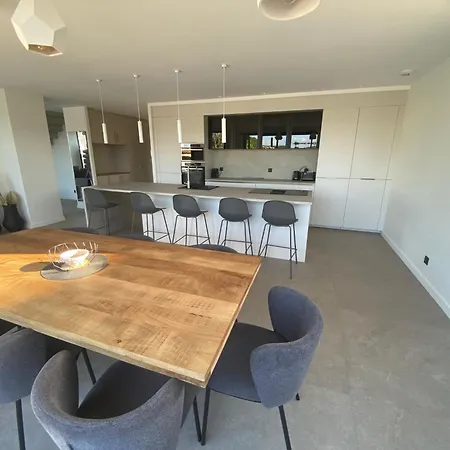 De La Nartelle Maison Vue Villa *