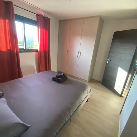 De La Nartelle Maison Vue