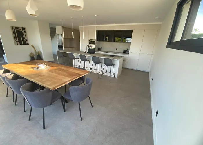 De La Nartelle Maison Vue