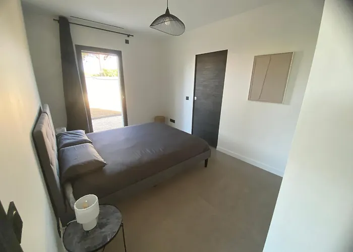 De La Nartelle Maison Vue 圣马克西姆